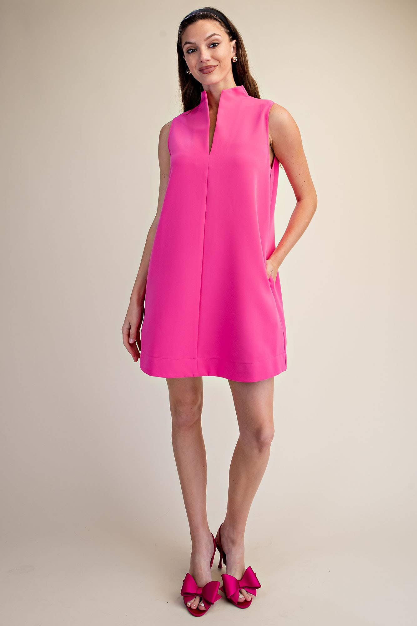 Stand Collar Slit V-Neck Sleeveless Dress (June Pre-Order)