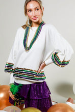Load image into Gallery viewer, Sequin Trim Detail Sweater
