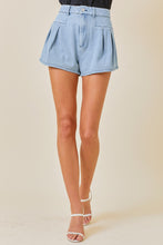 Load image into Gallery viewer, Double Pleated Flare Shorts
