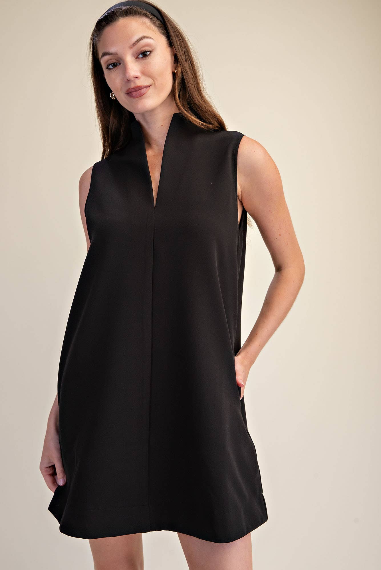 Stand Collar Slit V-Neck Sleeveless Dress (June Pre-Order)