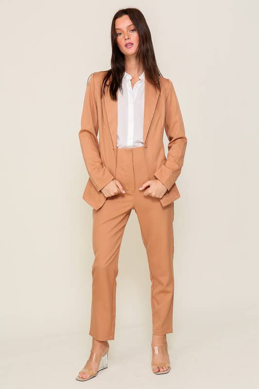 Classic One-Button Tailored Blazer