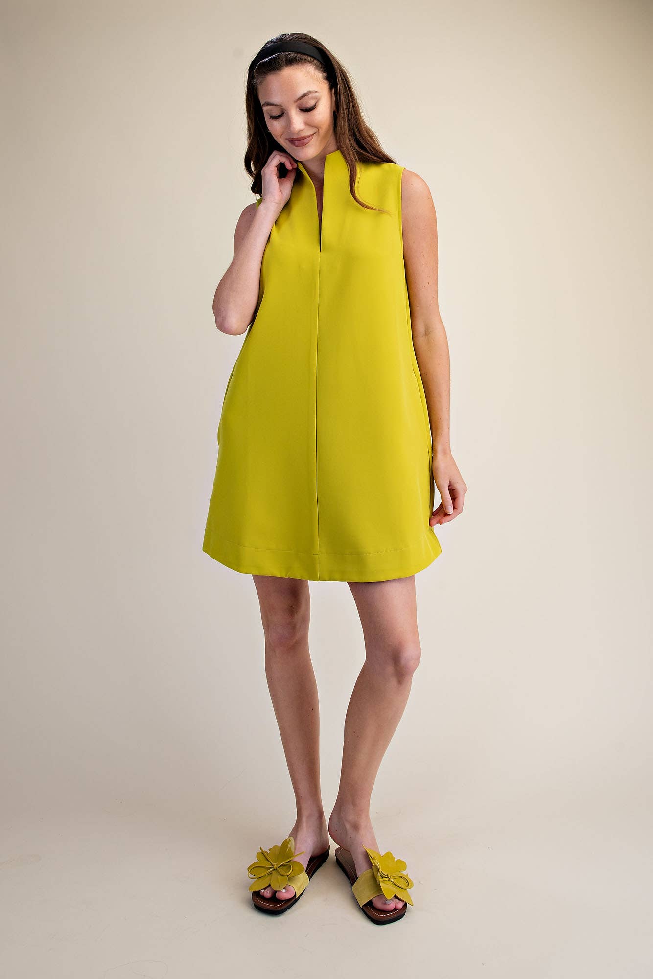 Stand Collar Slit V-Neck Sleeveless Dress (June Pre-Order)