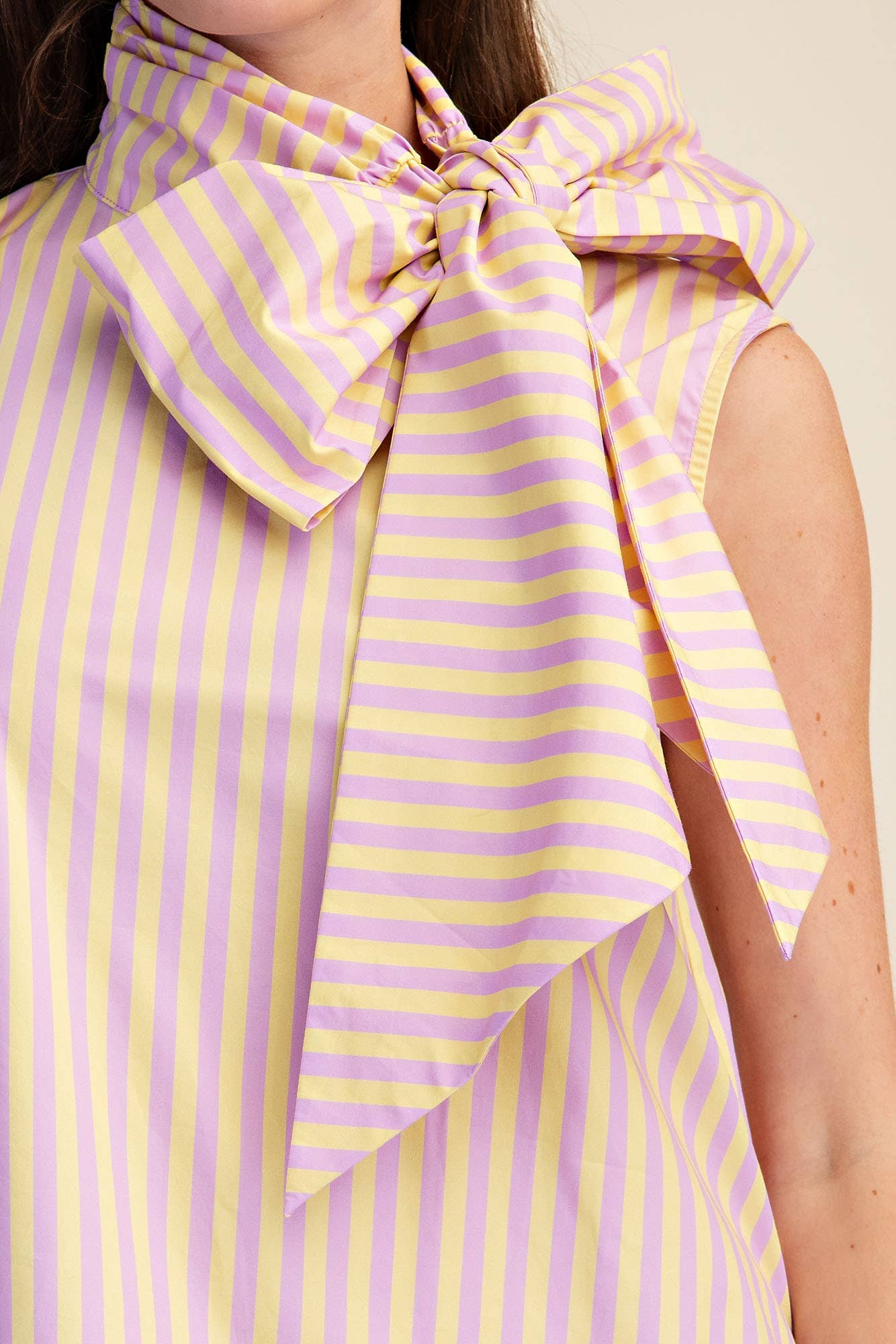 Tie Neck Sleeveless Stripe Top