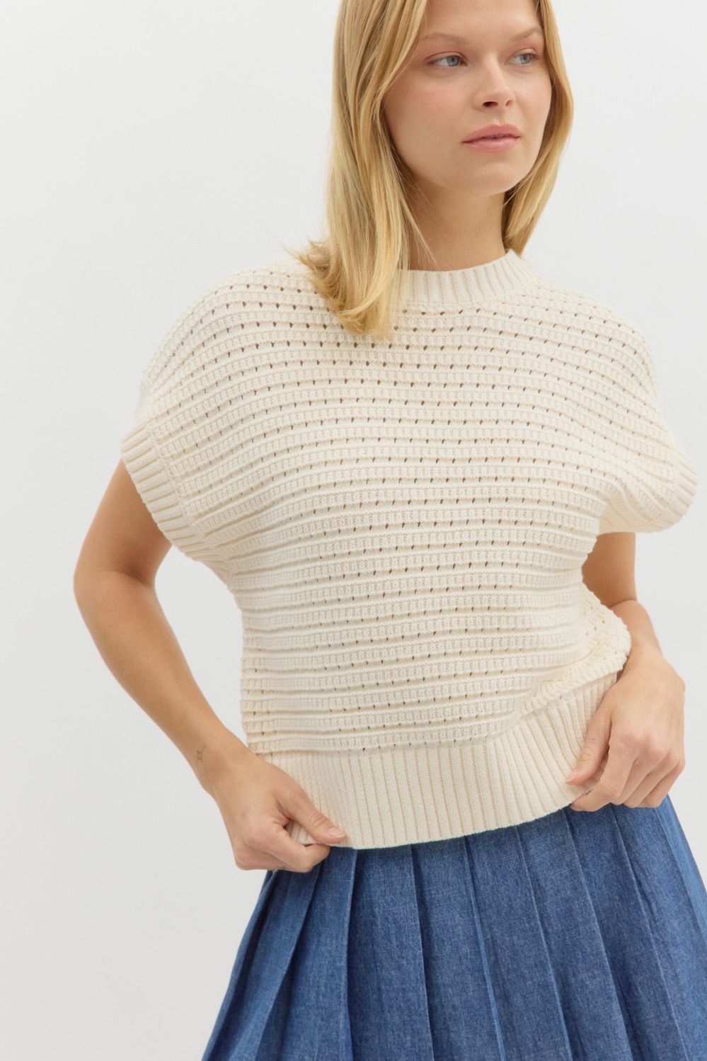 Solid Knit Sleeveless Sweater