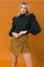 Load image into Gallery viewer, Puff Sleeve Blouse
